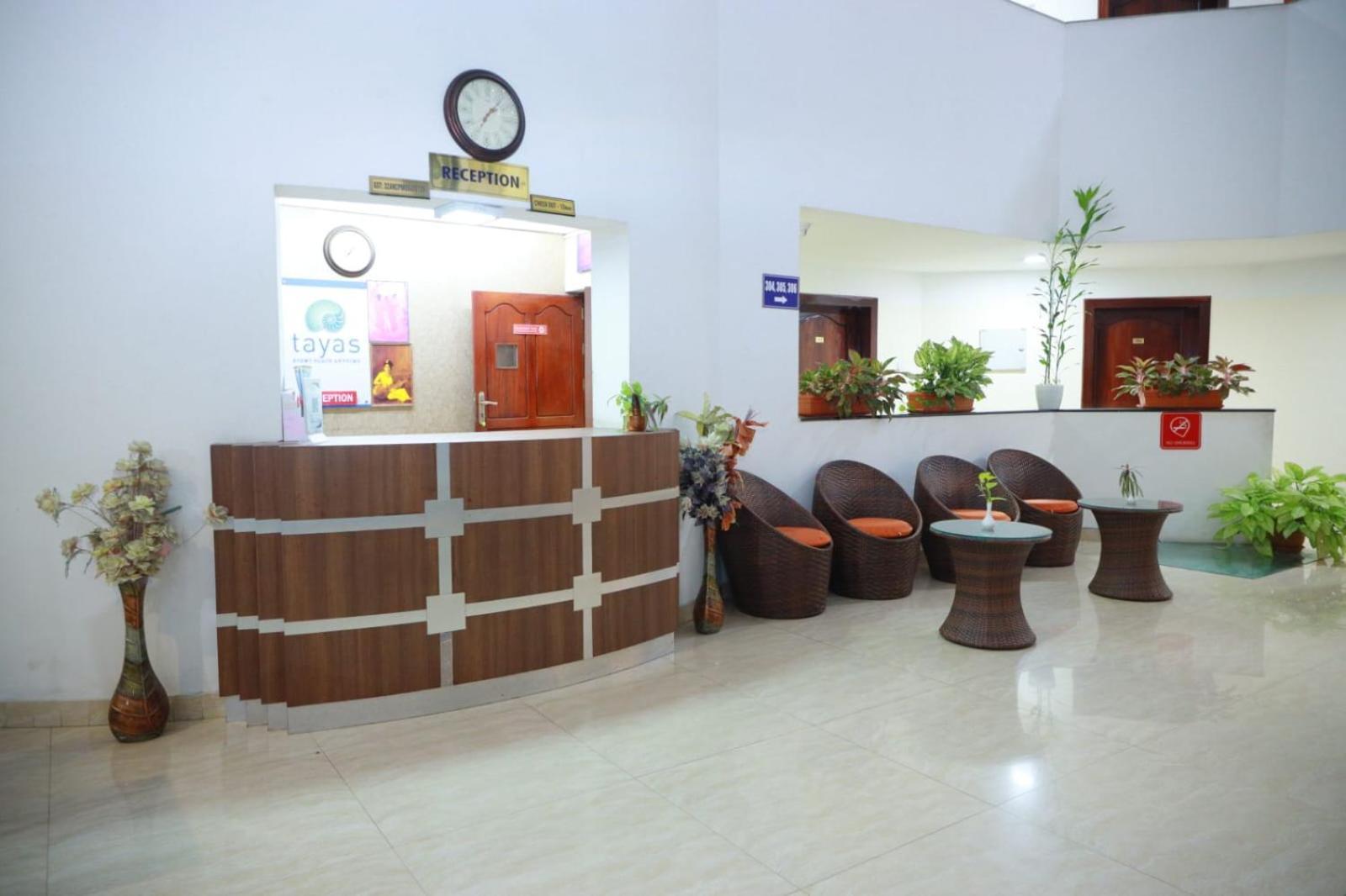 Hotel Tayas Trippapur Luaran gambar